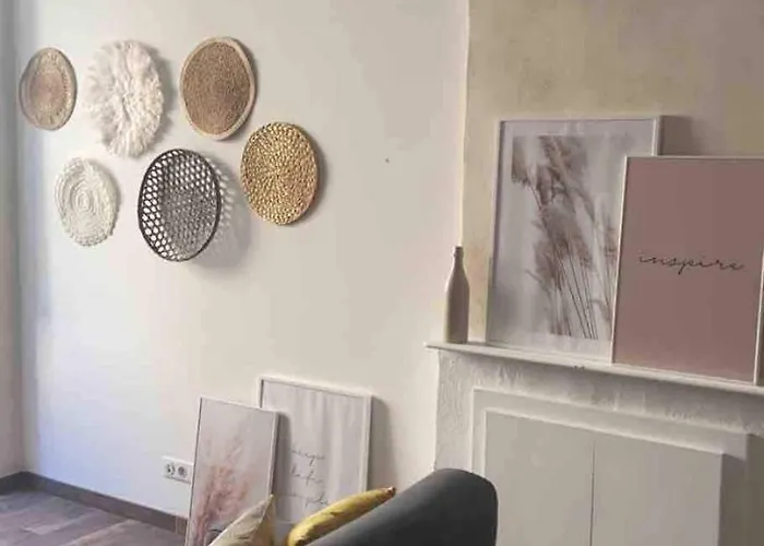 Appartement Climatise Avec Parking Prive Au Coeur De La Vieille Ville LʼÎle-Rousse