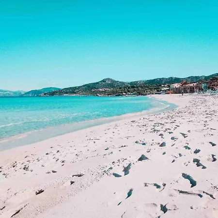 Climatise Avec Parking Prive Au Coeur De La Vieille Lejlighed