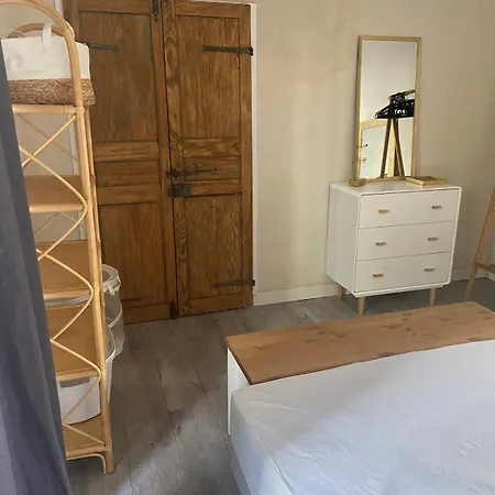 Apartmán Climatise Avec Parking Prive Au Coeur De La Vieille LʼÎle-Rousse
