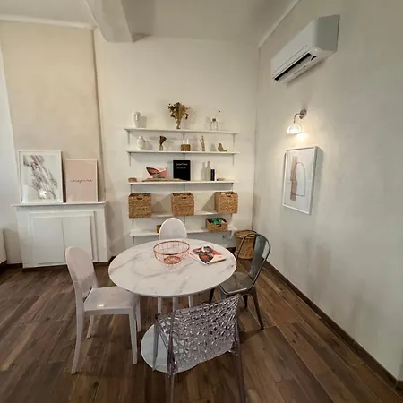 Apartman Climatise Avec Parking Prive Au Coeur De La Vieille *