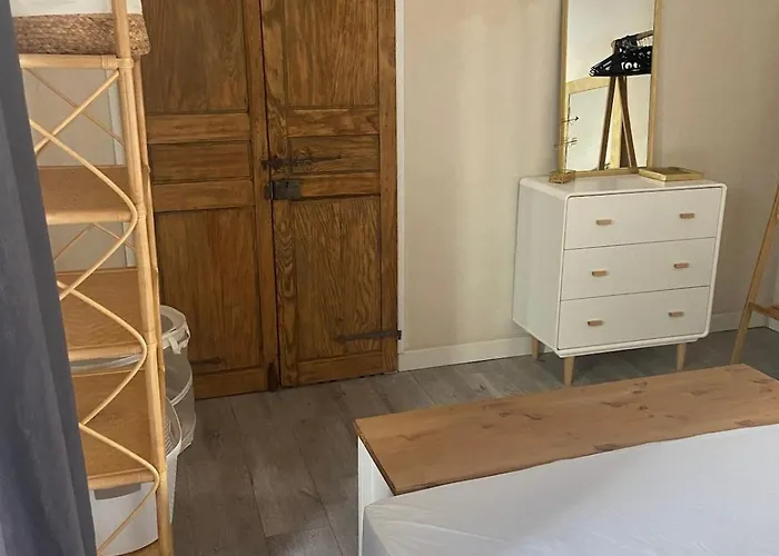 Appartement Appartement climatisé au cœur de la vieille ville LʼÎle-Rousse