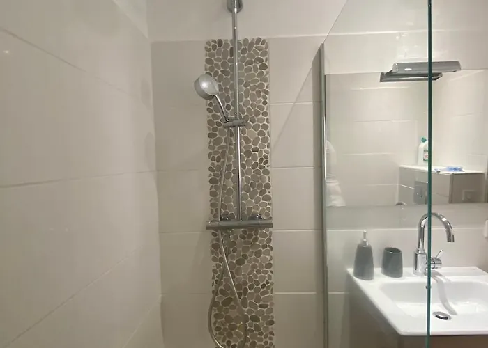 Appartement climatisé au cœur de la vieille ville Appartement *